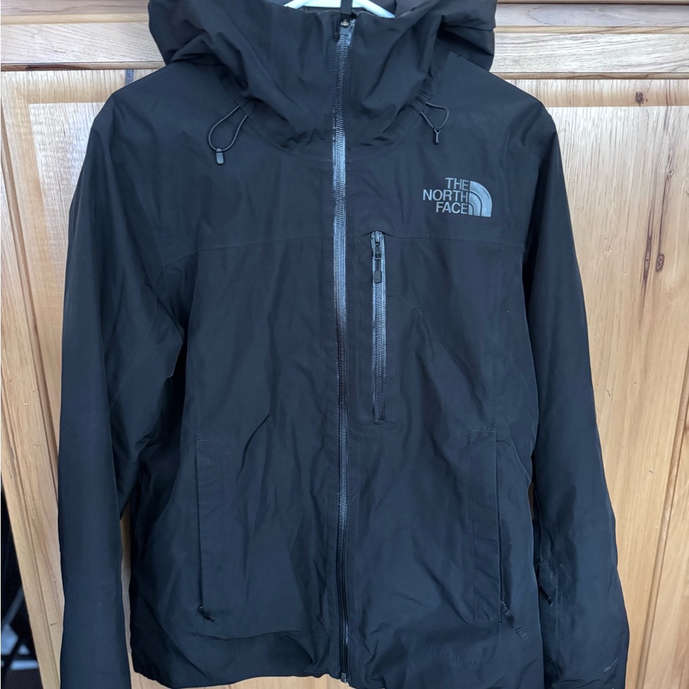 The North Face Women's Classic Black Outerwear